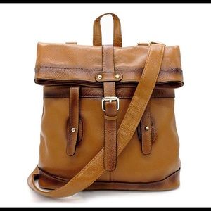 La Poet leather purse backpack